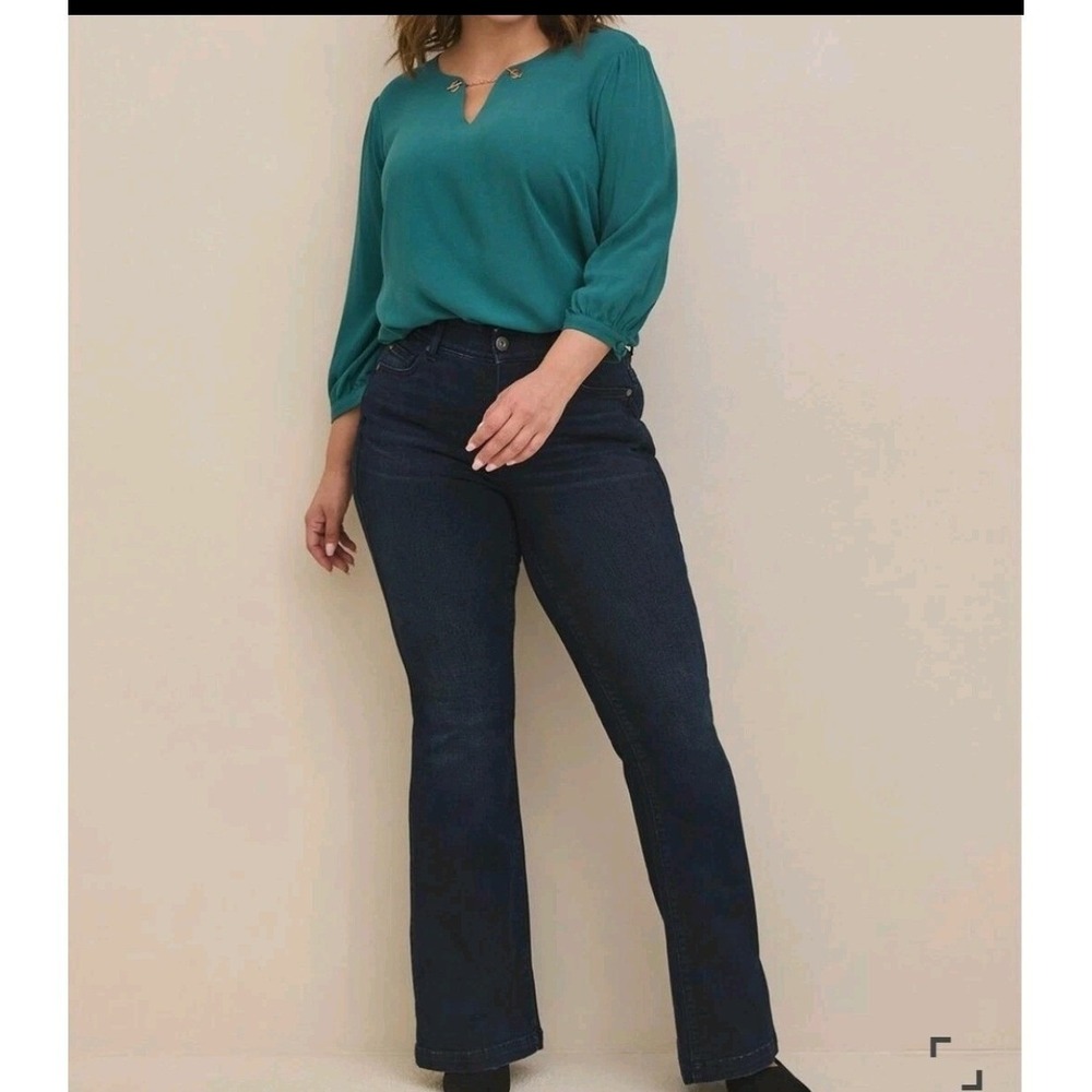 Torrid Pacific Teal Rayon Crepe Chain Link Keyhole Blouse 2 2X 18-20 New